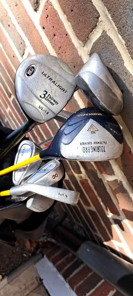Photo of free Golf bag with clubs (OX14 off Colwell Drive) #2