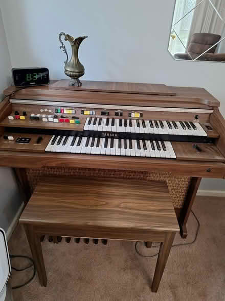 Photo of free Yamaha electric organ (Thornlie) #1