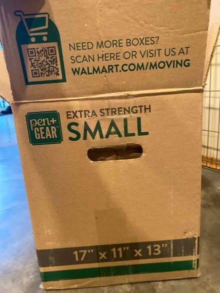 Photo of free Small moving box w stuffing (98178) #2