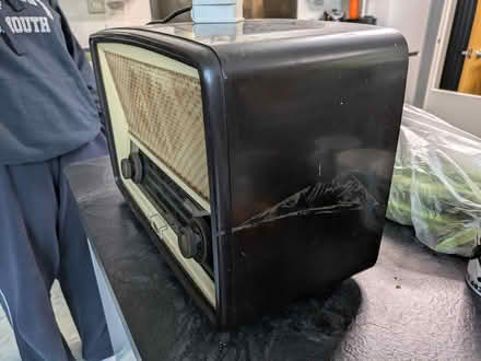 Photo of free Not working bakelite radio (Roffey) #2