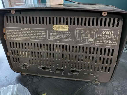 Photo of free Not working bakelite radio (Roffey) #3