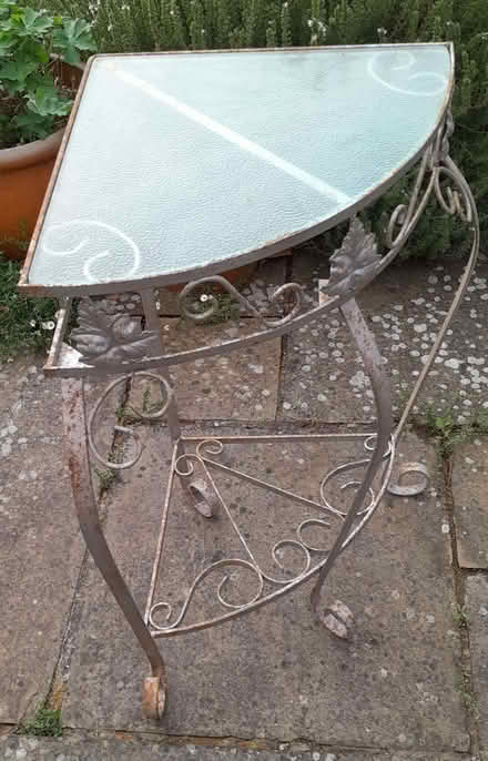 Photo of free Corner metal stand with glass top (Ringmer BN8) #1