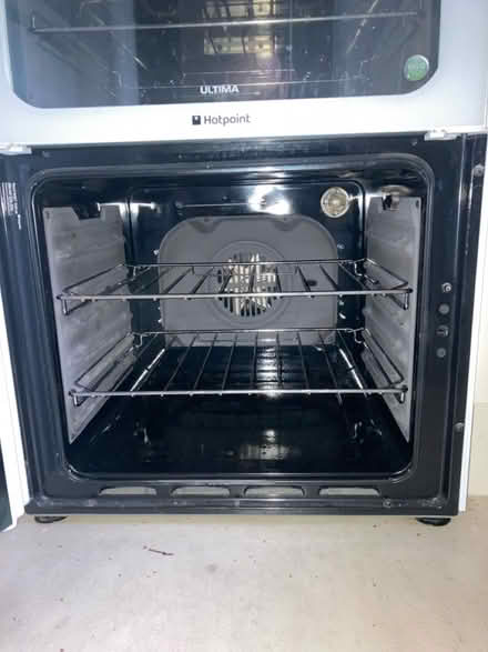 Photo of free Freestanding oven (Steyning) #2