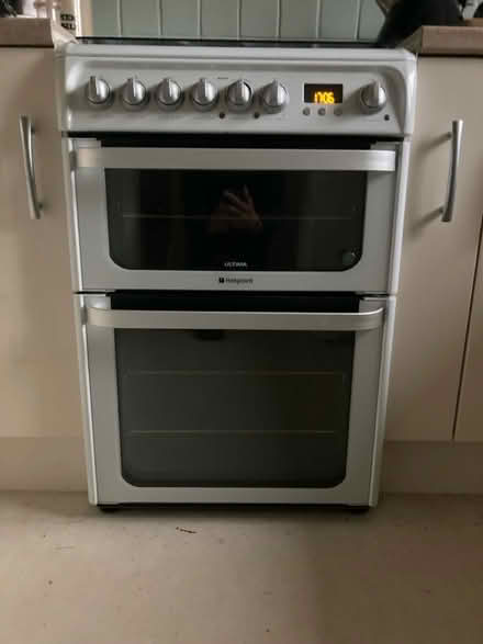 Photo of free Freestanding oven (Steyning) #1
