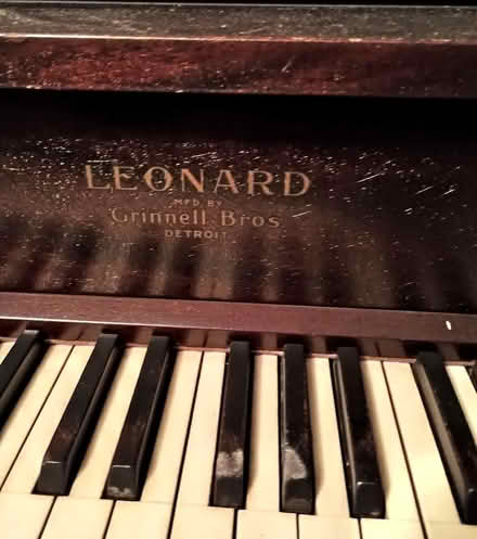 Photo of free Upright piano (Owosso Michigan) #2