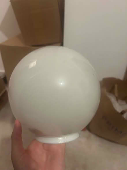 Photo of free White sphere (Reading, RG1) #1