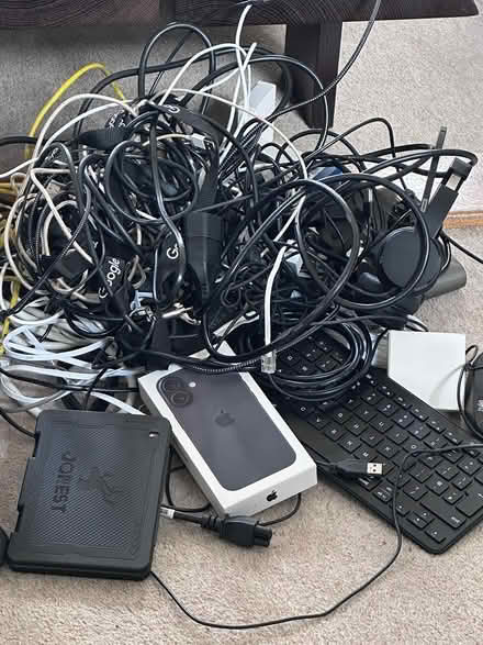 Photo of free Electronics (Holborn WC1N) #1