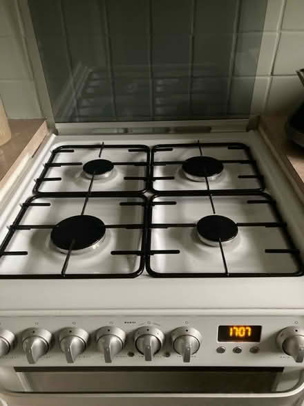 Photo of free Freestanding oven (Steyning) #4
