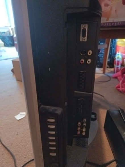 Photo of free TV (Kingsley Park) #2