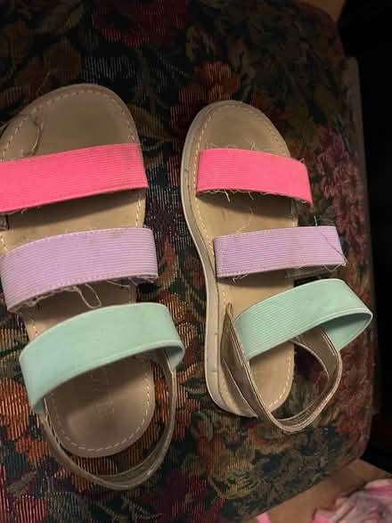 Photo of free Girls size 13 sandals (L5L 5P5) #1