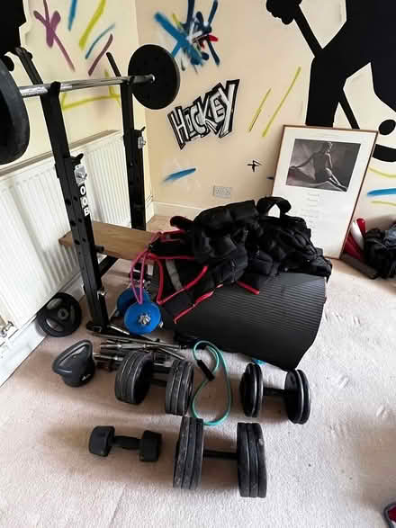 Photo of free Selection of weights (CT21 4QY) #1