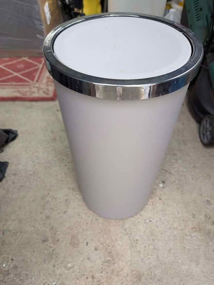 Photo of free Kitchen bin (Ruskington NG34) #1