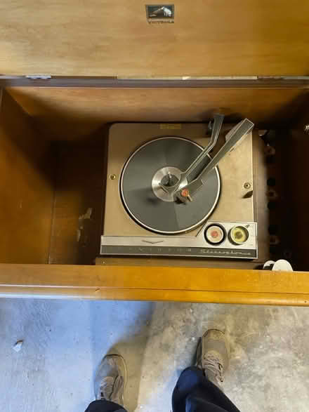 Photo of free Vintage stereo Hifi cabinet, no amp (Cupertino , near tantau) #2