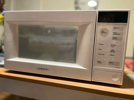 Photo of free Microwave oven (East Somerville) #1