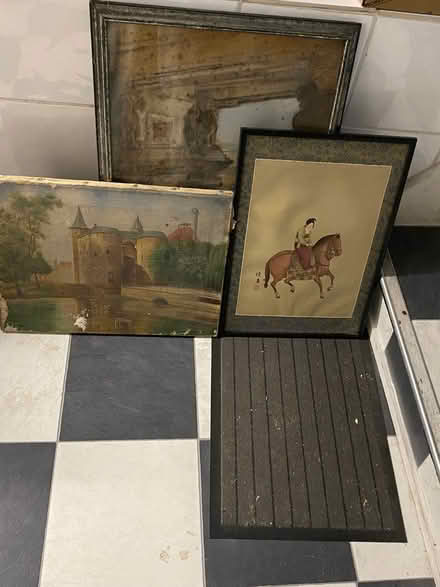 Photo of free 3 paintings (Garston L19) #1