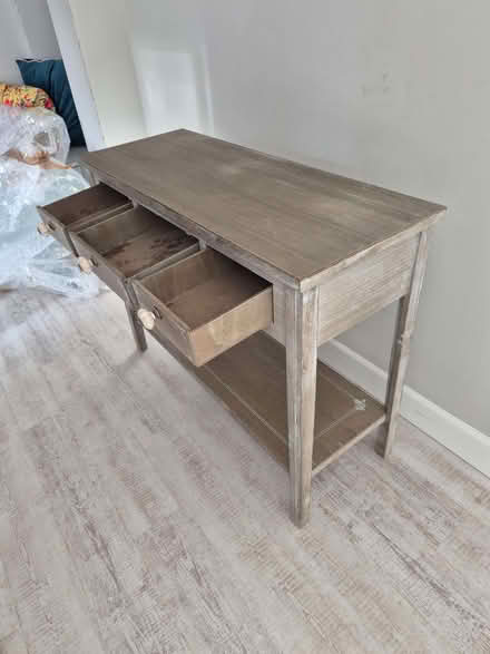 Photo of free Console table (Chalfont St Peter SL9) #4