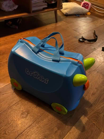 Photo of free Trunki (islington N1) #1