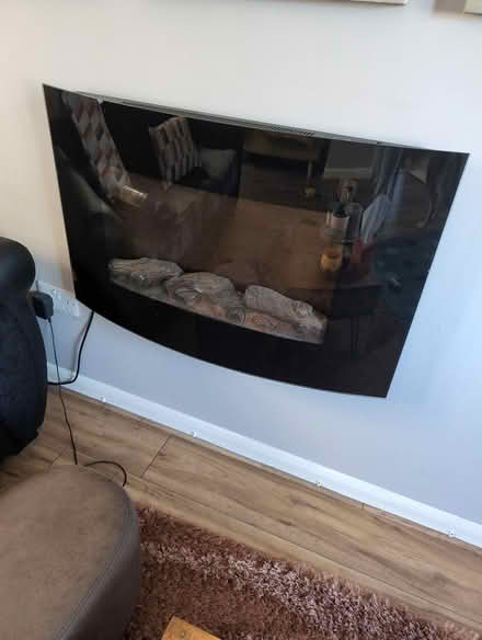 Photo of free Wall electric fire (Holbeach, PE12) #1