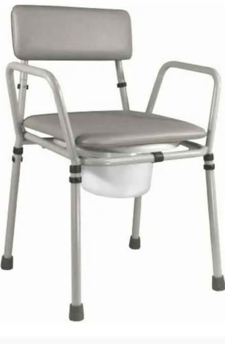 Photo of Commode (HA9) #1