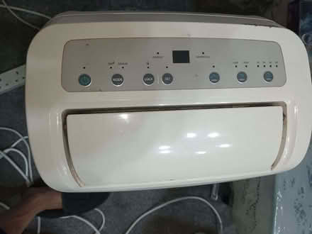 Photo of free Dehumidifier - Not working (Amersham HP7) #4