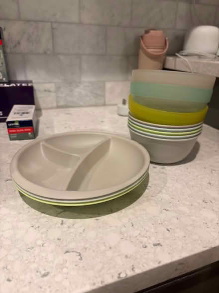 Photo of free Toddler bowls and plates (Leesburg) #1