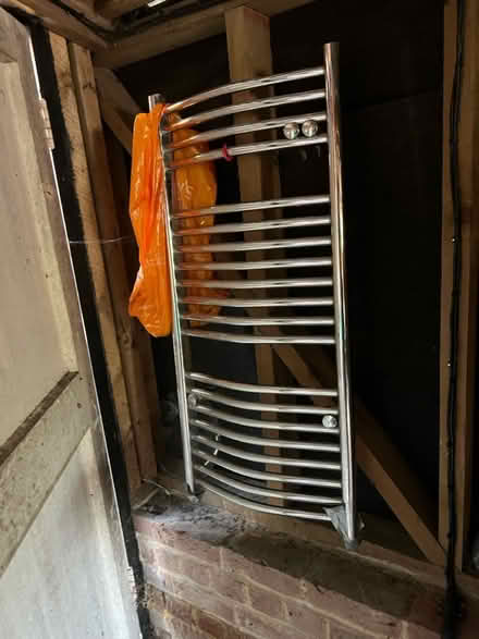 Photo of free Bathroom suite (CM3 East Hanningfield.) #2