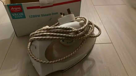Photo of free 1200 W Steam Iron (Finsbury Park N7) #2