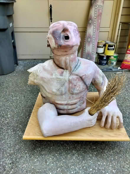 Photo of free Halloween decor? (Juanita (Kirkland)) #1