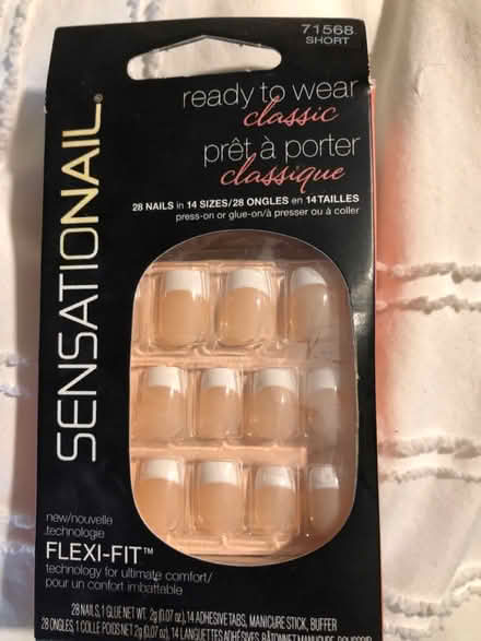 Photo of free Fake nails (Leslieville) #1