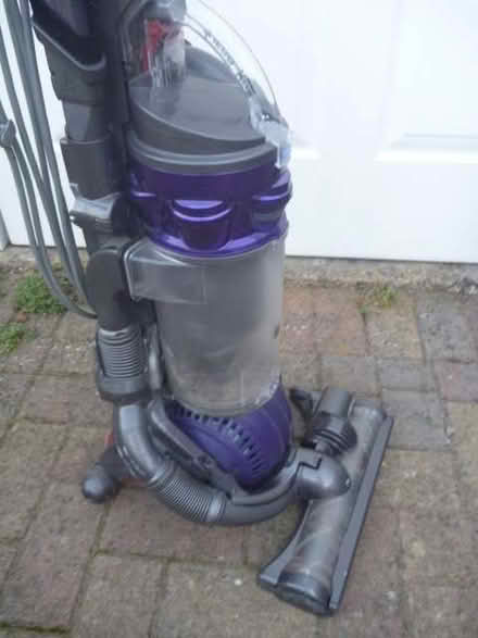 Photo of free Dyson DC25 Hoover Working but brushes don't turn (Bracknell Forest RG12) #2