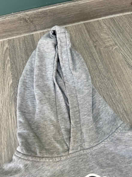 Photo of free Grey NHL Youth Hoodie. 10-12 years. (Southsea PO4) #4