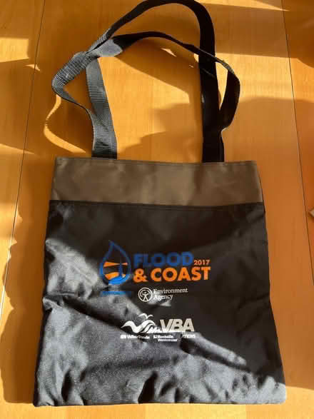Photo of free Sturdy bag with shoulder strap (Woodley RG6) #1