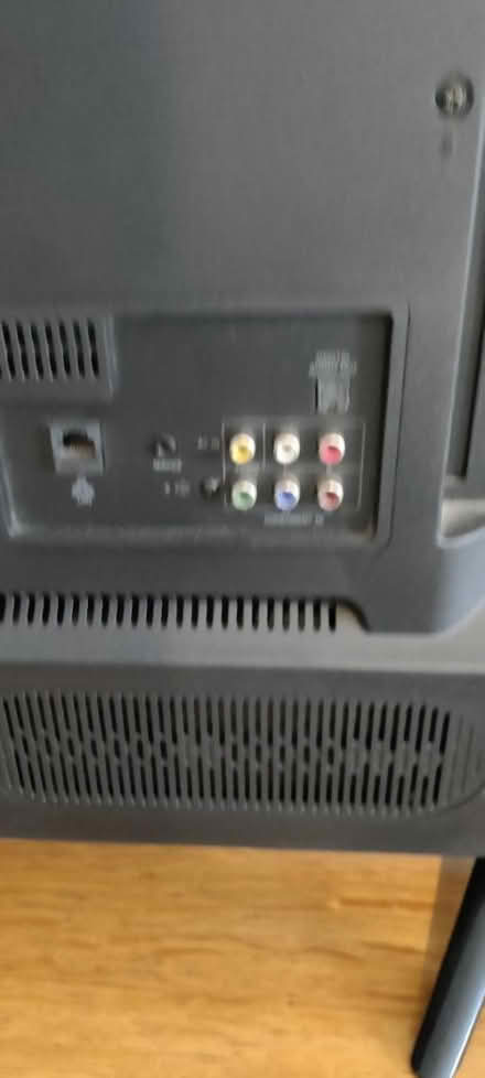 Photo of free Hisense 43 inch tv (Baschurch SY4) #1