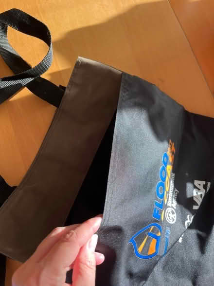 Photo of free Sturdy bag with shoulder strap (Woodley RG6) #3