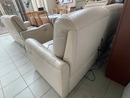 Photo of free leather sofa electric recliners (Bayside Melbourne) #3
