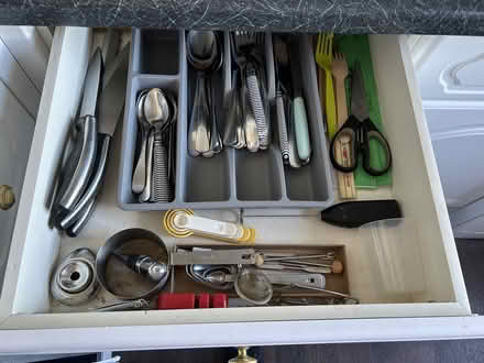 Photo of free Kitchen items (Sun In The Sands Roundabout SE3) #1