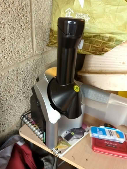 Photo of free Yonanas machine & book (Blackbird Leys OX4) #1
