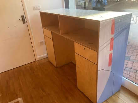 Photo of free reception desk (CV21 Rugby) #2