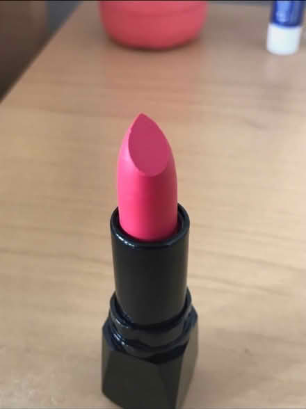 Photo of free Brand new lipstick (KT3 new malden) #2