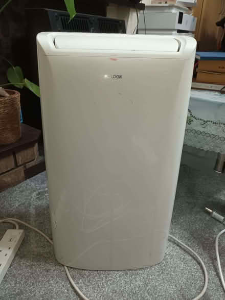 Photo of free Dehumidifier - Not working (Amersham HP7) #1