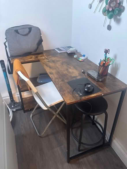Photo of free Desk and chair (West Hampstead NW6) #1