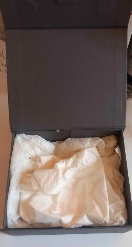 Photo of free Pretty cardboard gift or memory box (Charlton SE18) #2
