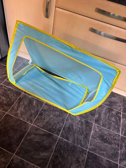 Photo of free Pop up goal - suitable for 2/3 year old (Wollaton NG8) #1
