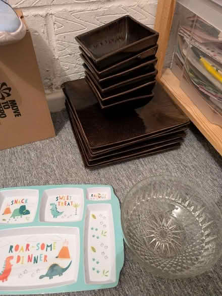 Photo of free Plates, bowls, glass bowl, kids plate (Fleet Meadow OX11) #1