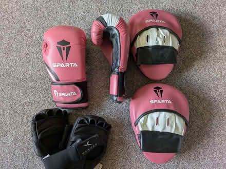 Photo of free Sparring kits, gloves and pads -Holmesfield (Holmesfield S18) #1