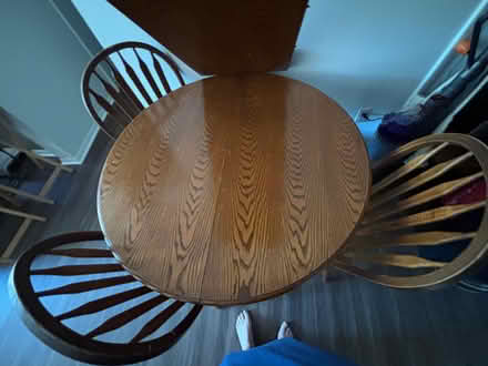 Photo of free Pedestal table (French rd area) #2
