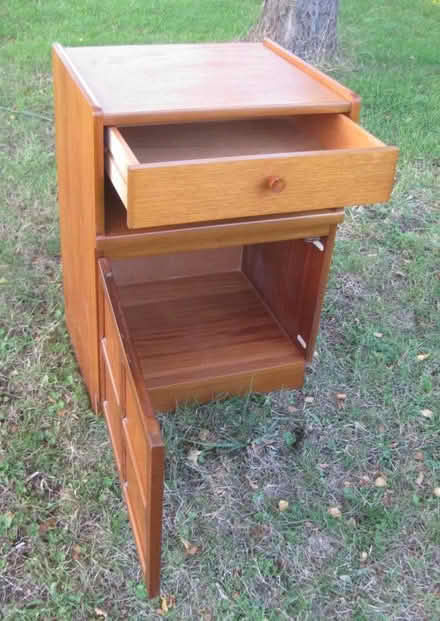 Photo of free Small wooden cabinet (Halesworth IP19) #2