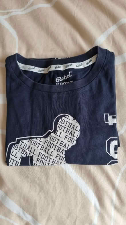 Photo of free 11/12 years t shirt kids (South hampstead NW8) #1