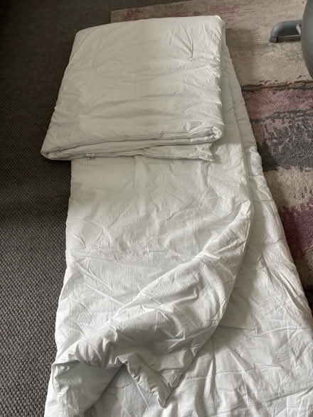 Photo of free 9 Tog super king size duvet (Widcombe) #2