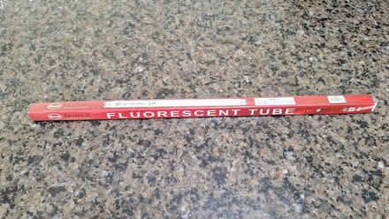 Photo of free Fish tank fluorescent tube (Ashtead KT21) #1